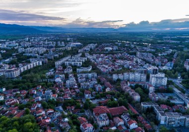 Предимно облачно ще бъде времето в Пловдив днес но ще