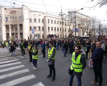 Въпреки оставките недоволството в Сърбия не стихва