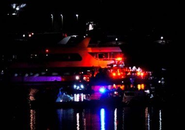 Телата на най малко 30 жертви са открити след катастрофата между