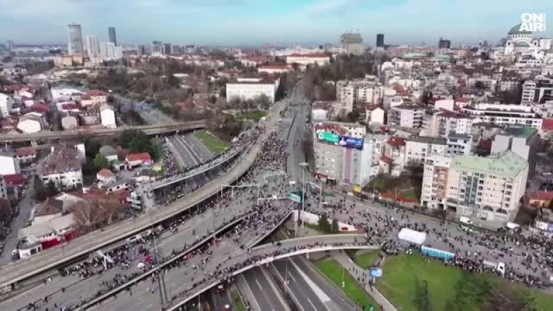 Протестите в Сърбия не спират, Александър Вучич е притиснат до стената