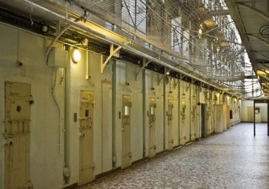 Българин е избягал от затвор във Франция Това се е