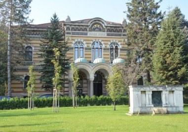 Браницкият епископ Пахомий и Мелнишкият епископ Герасим са избраните от