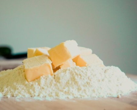 Купуваме по-скъпо брашно и олио, поскъпват повечето плодове