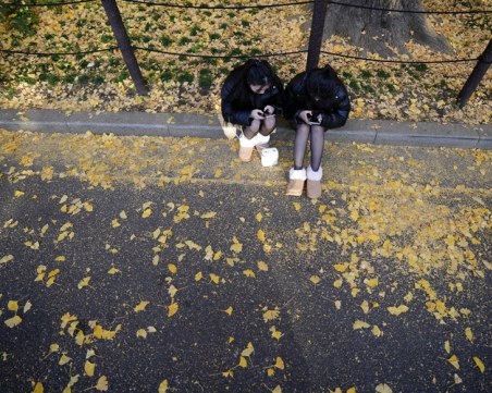 Три модерни световни дни напомниха за самотата в ерата на онлайн какофонията