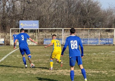 Спартак започна отлично 2025 г след категорична победа с 3 0