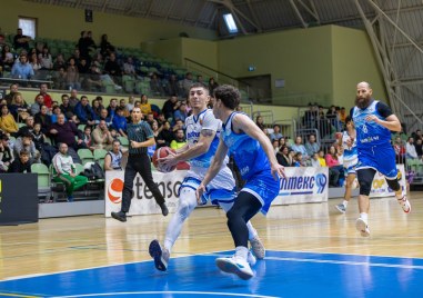 Академик загуби тежко като гост с 91 72 от Миньор в