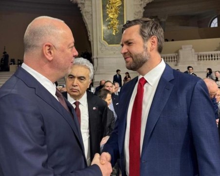 Премиерът Росен Желязков се срещна с вицепрезидента на САЩ Джей Ди Ванс в Париж