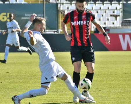 Шеф в Локомотив: Няма напрежение с Димитър Илиев