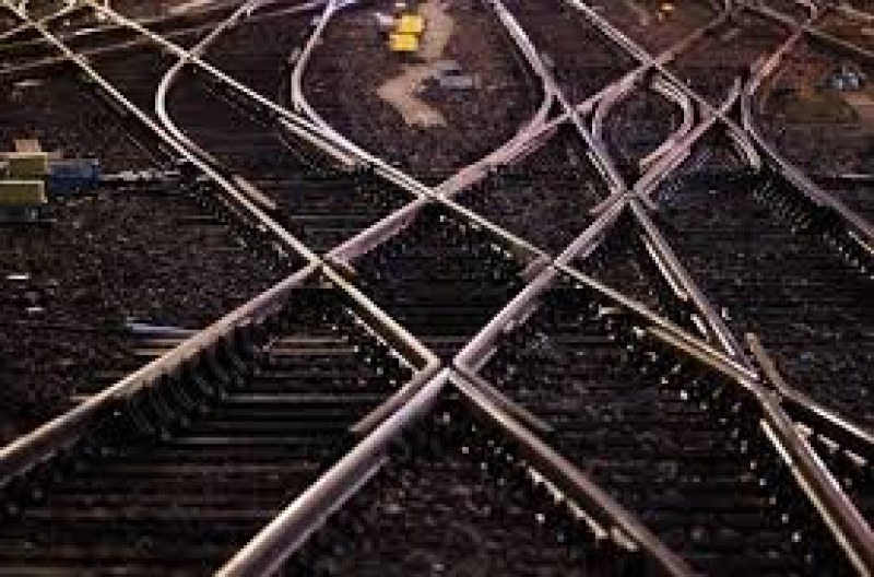 Бързият влак от София за Кулата се е ударил в лек