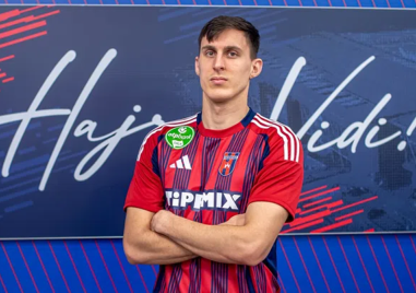 Българският национал Симеон Петров беше преотстъпен от Шльонск Вроцлав на