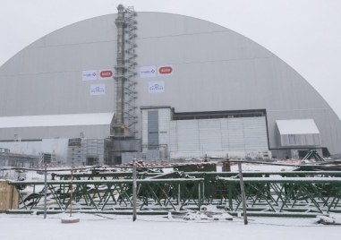 Украинският президент Володимир Зеленски заяви че саркофагът изграден над останките