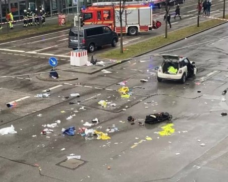 Афганистанецът помел тълпа протестиращи в Мюнхен, се призна за виновен