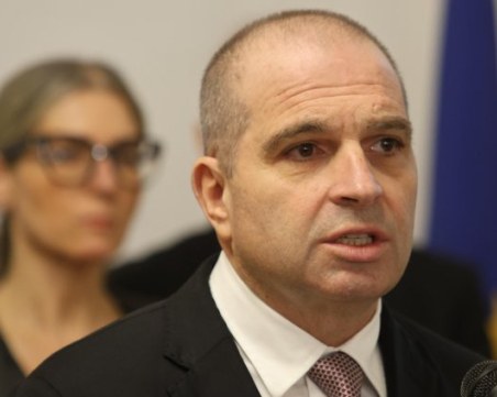 БДЖ най-сетне ще пусне автомати за билети по гарите