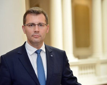 Зам.-председателят на 