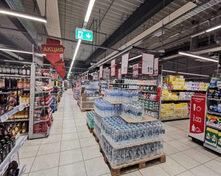 Председателят на КЗП: Магазините веднага да дадат информация за цените си