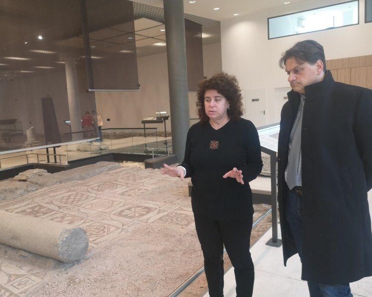 Министърът на културата Мариан Бачев проведе среща с кмета на