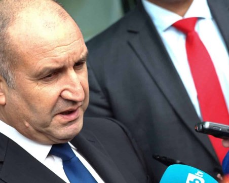 Президентът Радев: Категорично съм против България да изпраща войници в Украйна