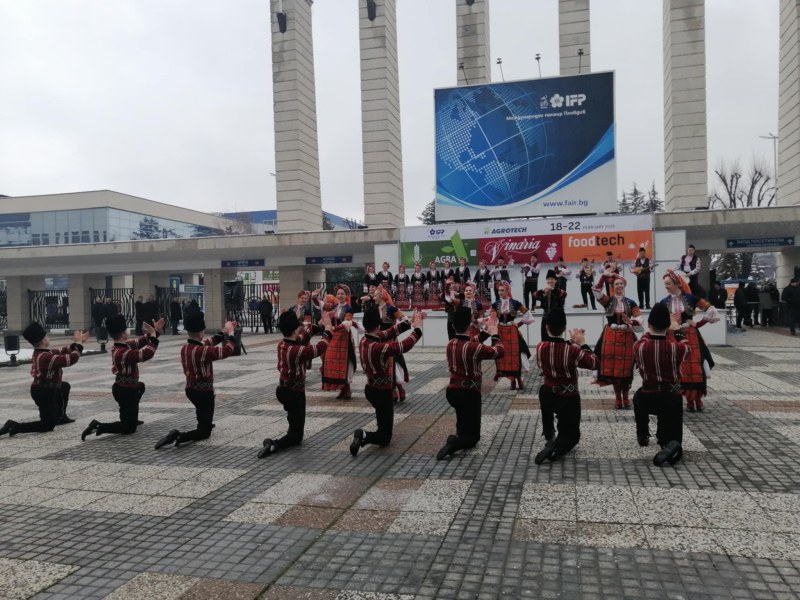 Страсти в Тоскана и нови български сортове за 10-я юбилей на Агра- Винария