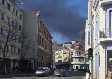 Няма опасност за жителите на Пловдив след пожара в близост
