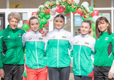 Спортно училище Васил Левски приветства шампионките и медалистките от Балканиадата