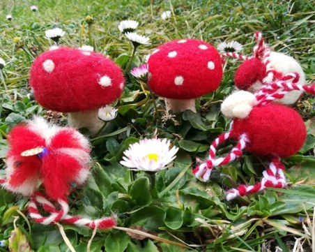 Етнографският музей кани на работилница за мартеници