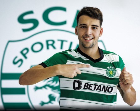 Локо взима португалец