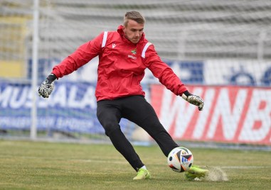 Ботев организира Камп за вратари за момичета и момчета от