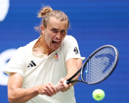 Сензацията от Australian Open изхвърли Зверев в Мексико