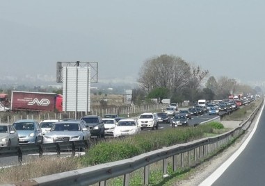 Прогнозата за Института за анализи и оценки в туризма е