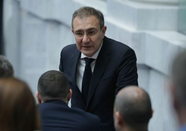 Ще настоявам като социален министър да има великденски надбавки каза