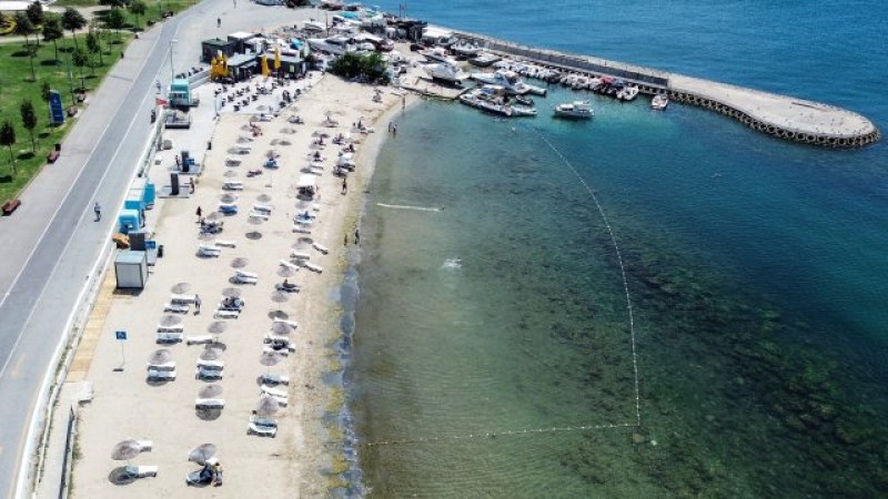 Солена глоба за Истанбул заради отпадни води в Мраморно море