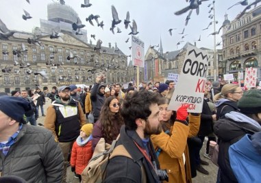 В цяла Сърбия продължават блокадите на университетите и протестите на