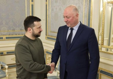 Премиерът Росен Желязков е провел разговор с президента на Украйна