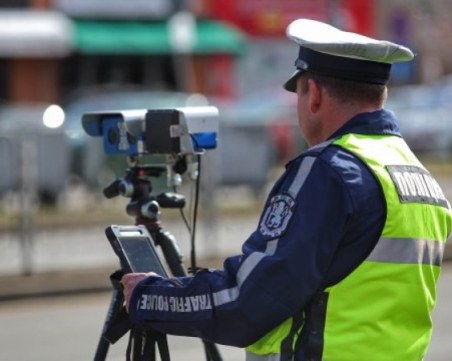 За последното денонощие полицията списа 27 пияни и 12 дрогирани шофьори