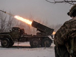 Расте броят на загиналите след руската атака в Донецка област