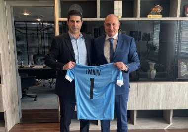 В национална футболна база Бояна президентът на Българския футболен съюз