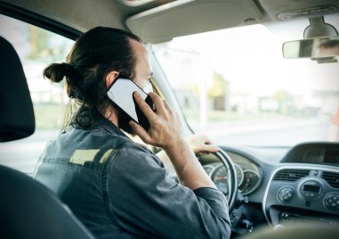 Използване на телефони по време на шофиране ниските санкции за