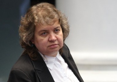 Председателят на Народното събрание Наталия Киселова коментира казуса с преизчисляването