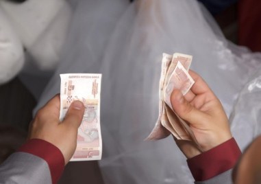 За последната година с 13 4 се е повишила средната работна