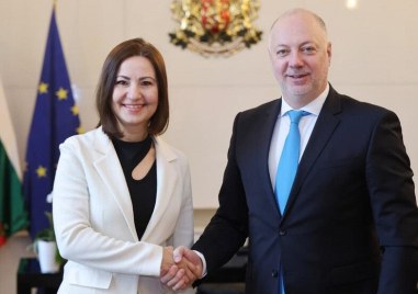 Росен Желязков и Наталия Киселова разговаряха с члена на Европейската