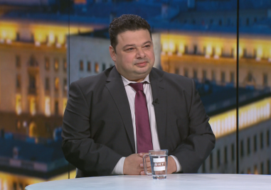 Конституционният съд възстанови държавността В целия процес е възможно да