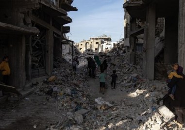 Израел нанесе въздушни удари в ивицата Газа при които бяха