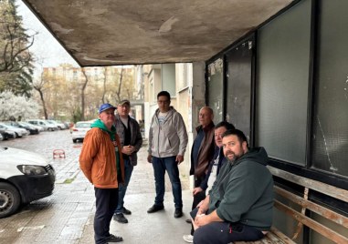Близо 100 жители на район Централен в Пловдив са се