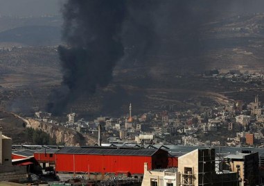 Израел съобщи че при въздушен удар в Ивицата Газа е