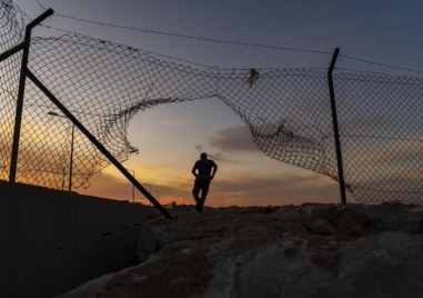 Има огромен спад в мигрантския натиск през територията на страната