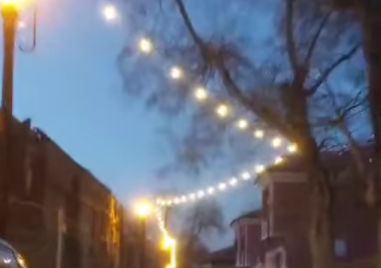 С ново художествено осветление се сдоби централна улица в Стария