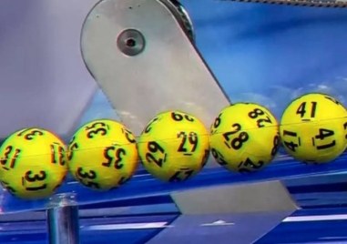 С акт на министъра на младежта и спорта Иван Пешев