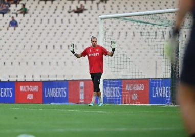 Футболистът на Ботев Матвей Игонен игра цял мач за първата