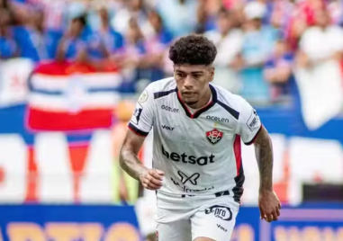 Собственикът на Локомотив Пловдив Христо Крушарски е уредил силен трансфер