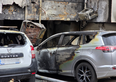 Предполага се че огънят е тръгнал след взрив на батерията